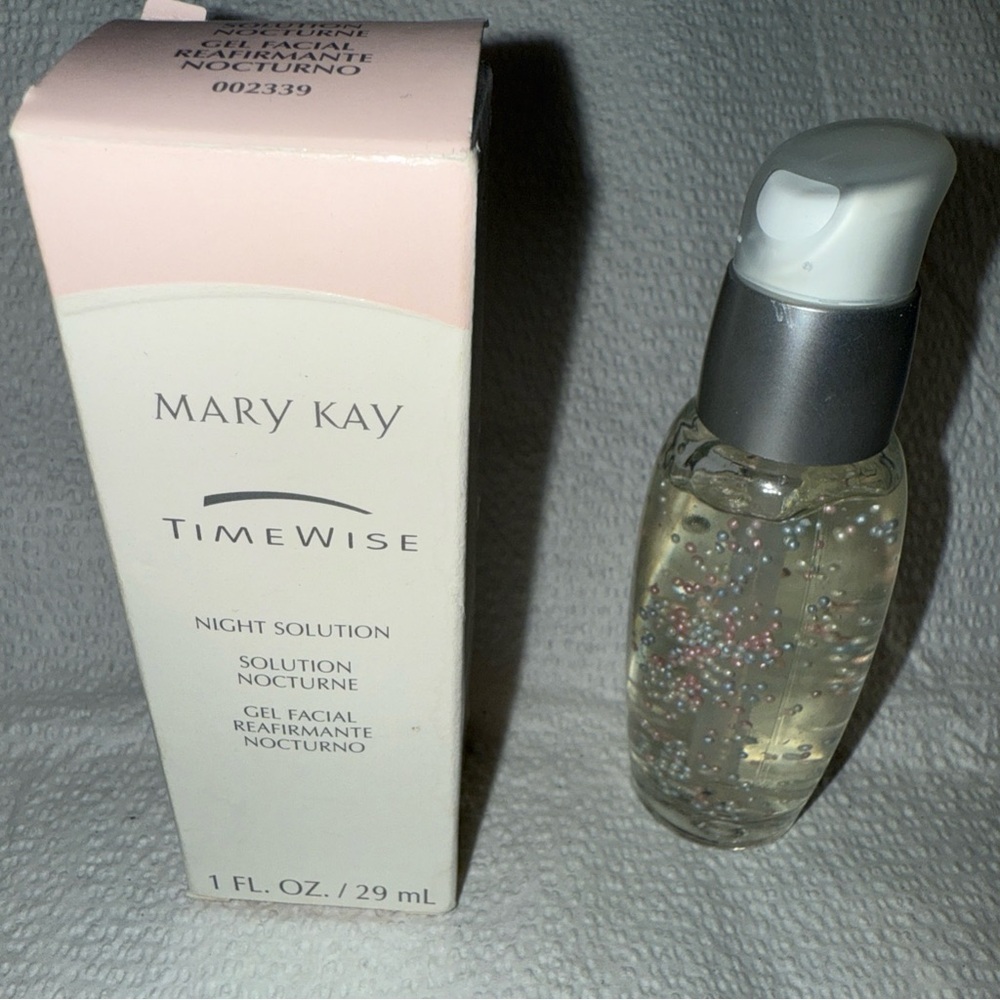 Mary Kay White Primer Makeup Essential